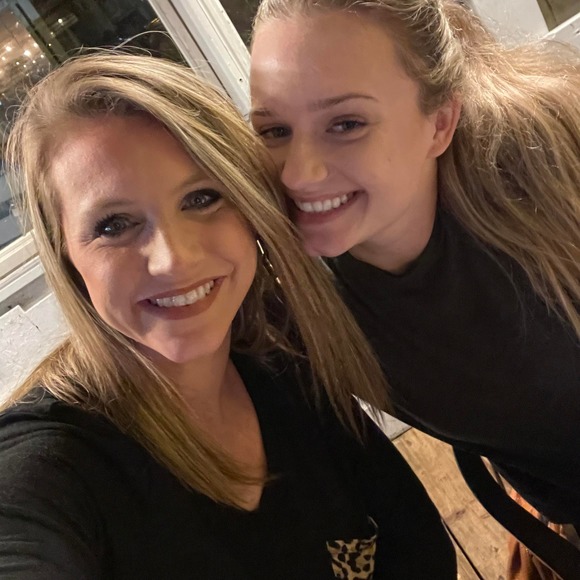 Profile Picture of Sybil Walker (@sybil_walker) on Poshmark