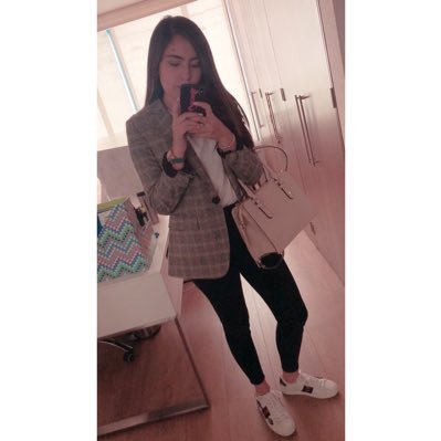 Profile Picture of Alexa Del Valle ➰ (@alexadelvallem) on Twitter