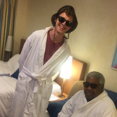 Profile Picture of Davis Gray (@DavisGray) on Twitter