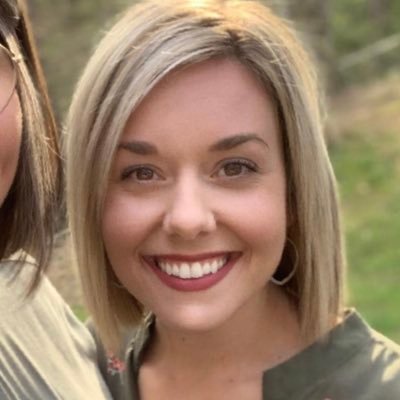 Profile Picture of Loren Henderson (@itsmeloren) on Twitter