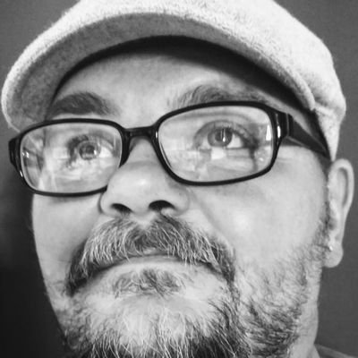 Profile Picture of Peter Wadsworth (@nerddadonparade) on Twitter