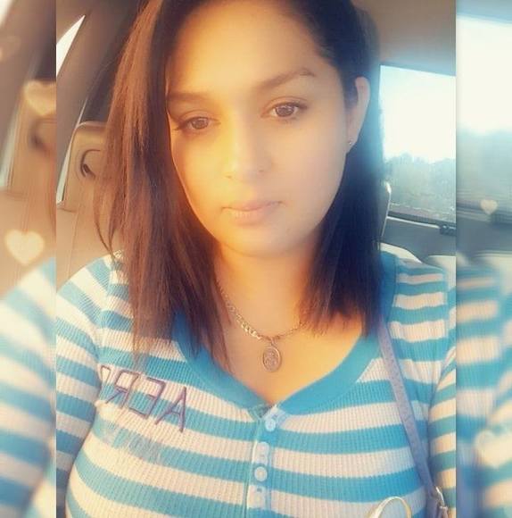 Profile Picture of Sandra Galaviz (@sandygalaviz88) on Poshmark