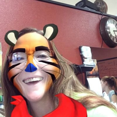 Profile Picture of Tanya Garner (@tanyageblein) on Twitter