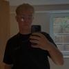 Profile Picture of Tom (@tomhl_) on Tiktok