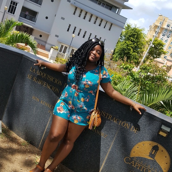 Profile Picture of Toni Atherley (@jewell2700) on Poshmark