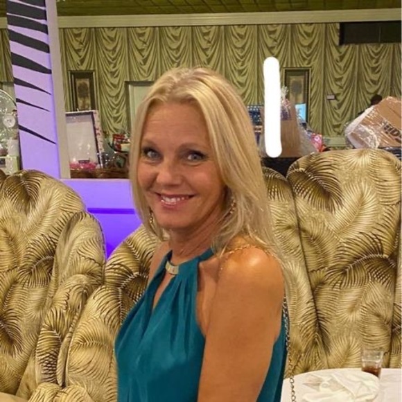 Profile Picture of Linda Prather (@ltprather) on Poshmark