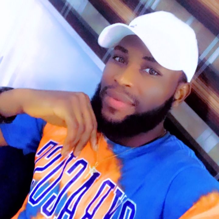 Profile Picture of larryhotsense (@larryhotsense) on Tiktok