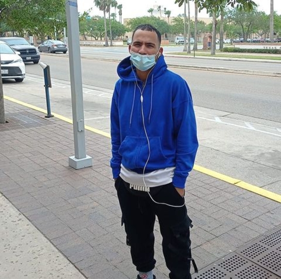 Profile Picture of Ariel Rojas (@1997arielmedina) on Poshmark