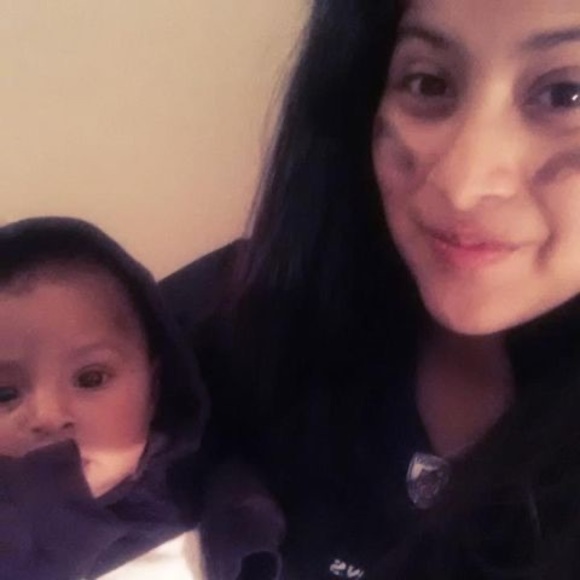 Profile Picture of Orlanda Williams (@glam12pie) on Poshmark