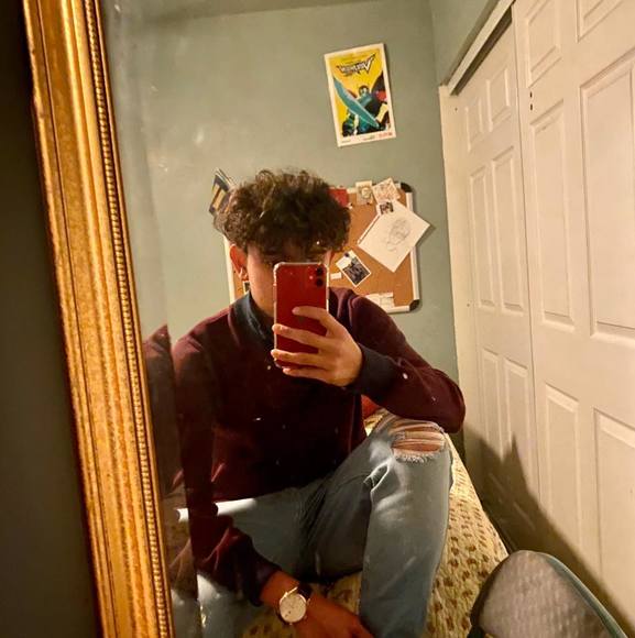 Profile Picture of Rivaldo Raymundo (@rivaldoraymundo) on Poshmark