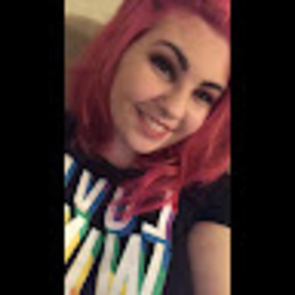 Profile Picture of Tiffany Keyler (@tiffanykeyler12) on Poshmark