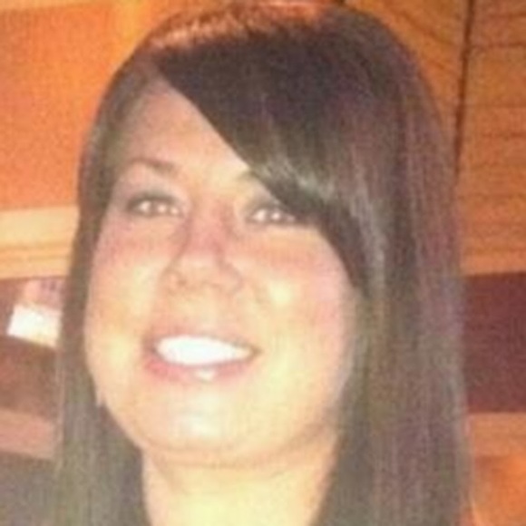 Profile Picture of Kate Collier (@kannc30) on Poshmark