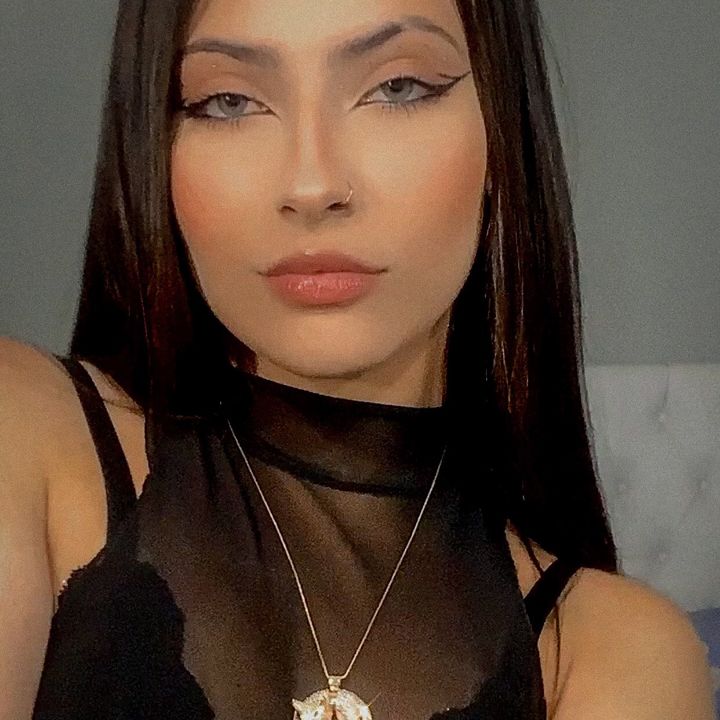 Profile Picture of Pâmela Sales (@__pamelasales) on Tiktok