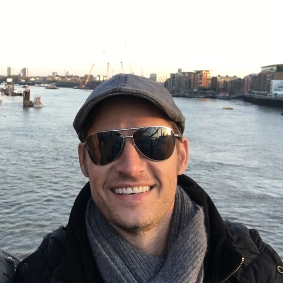 Profile Picture of Julian Power (@julianpower) on Poshmark