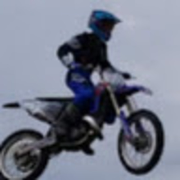 Profile Picture of Stacy Schulze (@stacyschulze12) on Poshmark