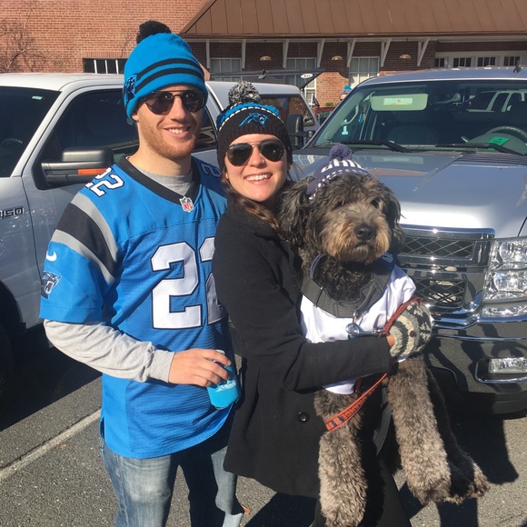 Profile Picture of Tori Hernandez (@torihernandez11) on Poshmark