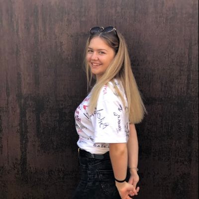 Profile Picture of Anna Sutter (@annasutter8) on Twitter