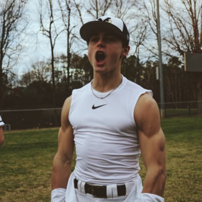 Profile Picture of Isaac Burton (@WilliamIsaacBu1) on Twitter