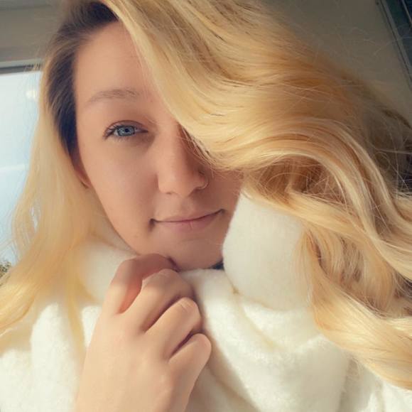 Profile Picture of Kylee Murtagh (@k_murtagh) on Poshmark