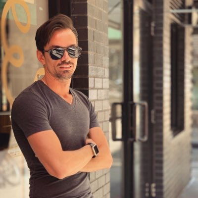 Profile Picture of Eric Vaughn-Terre (@artattack212) on Twitter