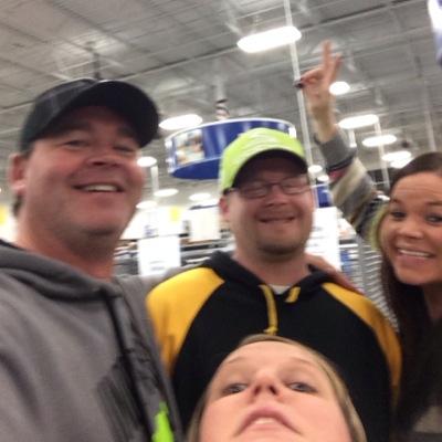 Profile Picture of Chad Koch (@kochee69) on Twitter