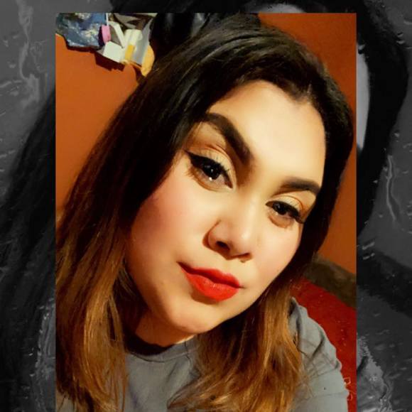 Profile Picture of Valeria Ponciano (@sophiaurnina_16) on Poshmark