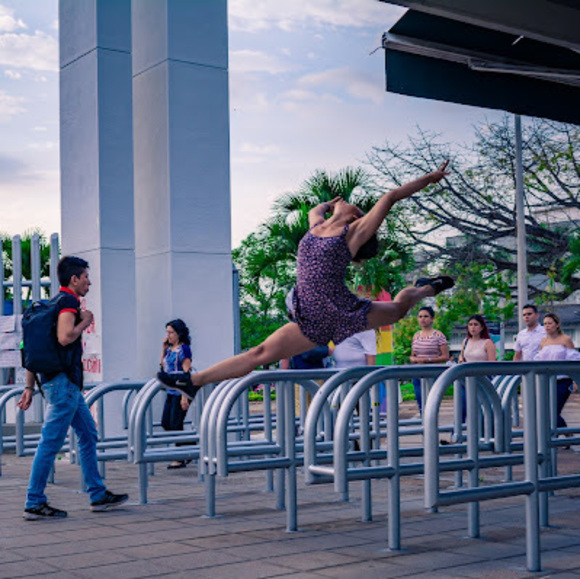 Profile Picture of Paula Riveros (@paulariveros21) on Poshmark