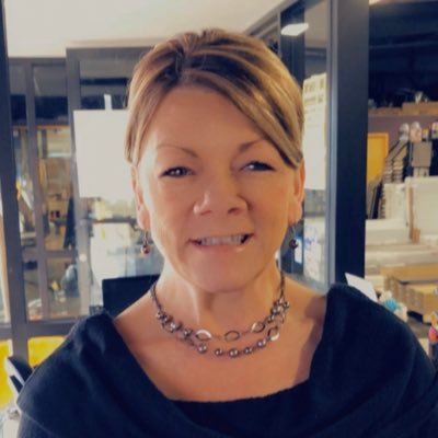 Profile Picture of Leah St.Pierre (@LeahStPierre2) on Twitter