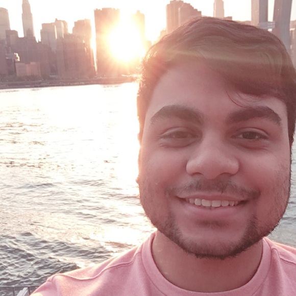 Profile Picture of Suveer Seemangal (@suveer101) on Poshmark