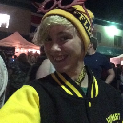 Profile Picture of Emma Bradford (@EmmaPotter1021) on Twitter