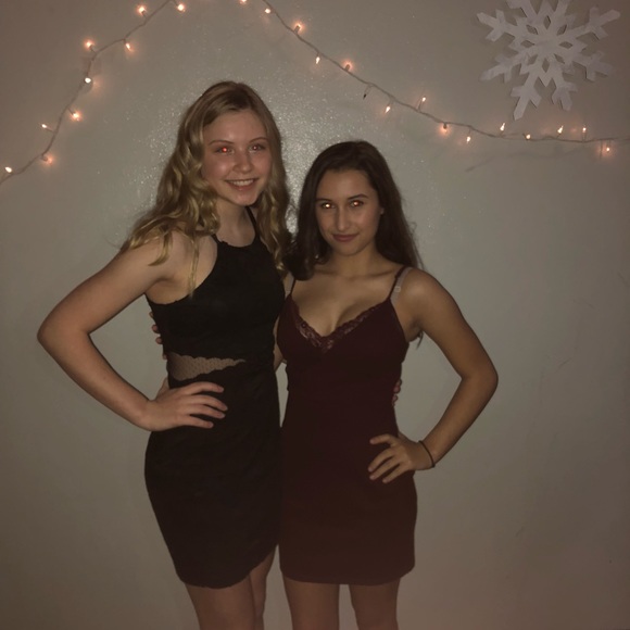 Profile Picture of Kristina Espinet (@kristina_esp) on Poshmark