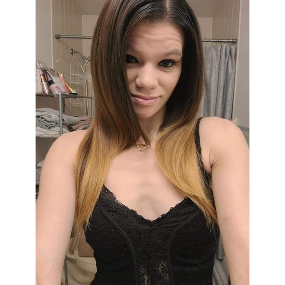 Profile Picture of Katy Stamas (@katystamas) on Poshmark