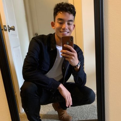 Profile Picture of Alex Doan (@acdoan1124) on Twitter