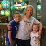 Profile Picture of Vicki Vaughn (@vicki_e_vaughn) on Instagram