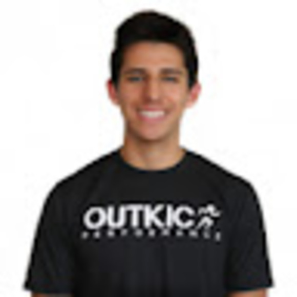 Profile Picture of Jeremy Beck (@jeremybeck1021) on Poshmark