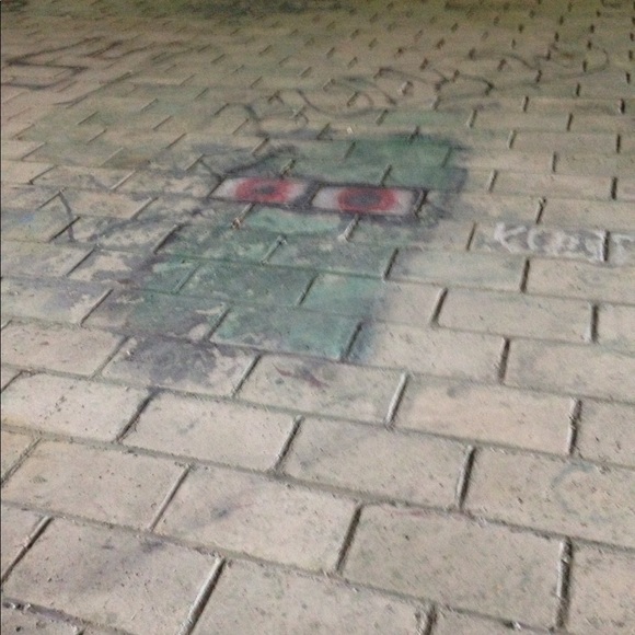 Offers welcome Welcome - Poshmark Profile Picture of Offers welcome Welcome (@valleyofthetees) on Poshmark