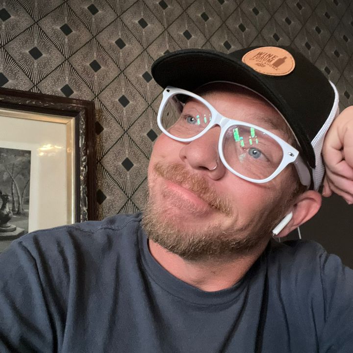Profile Picture of DavidMichael (@dav1dmichael) on Tiktok