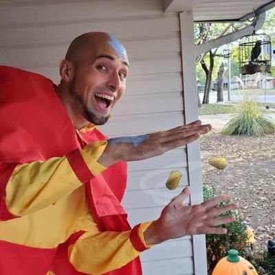 Profile Picture of Jake Sizemore (@SirGiggles) on Twitter