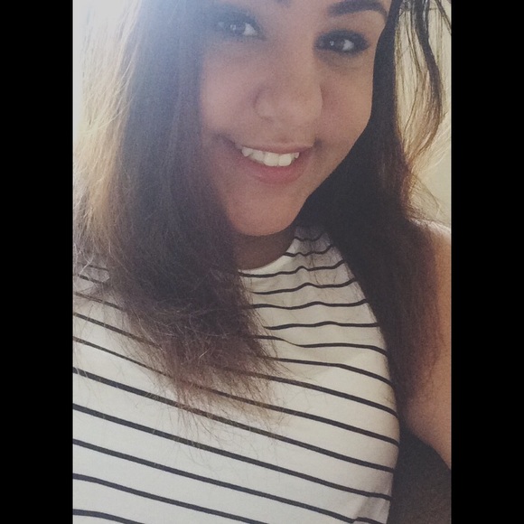 Profile Picture of Brianna Gorley (@brianna22_g) on Poshmark