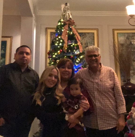 Profile Picture of Carolina Mosquera (@carolinam65) on Poshmark