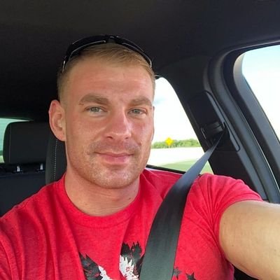 Profile Picture of Raymond Nieves (@Raymond95797445) on Twitter