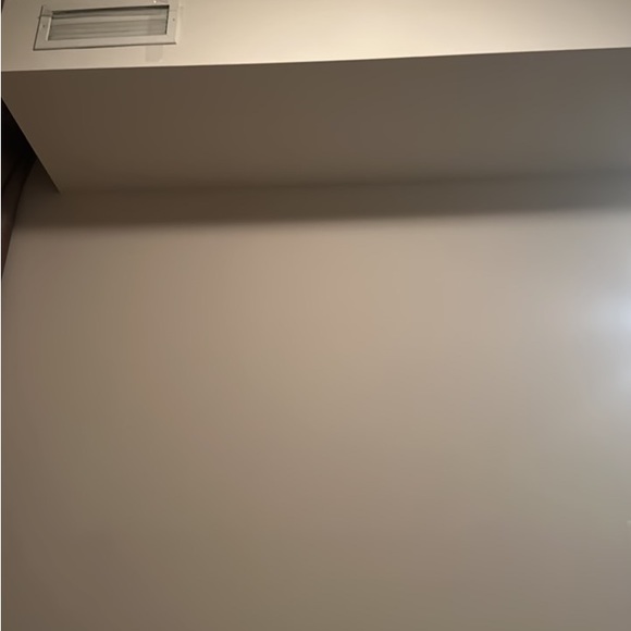 Profile Picture of Stanley Liu (@stanley279) on Poshmark