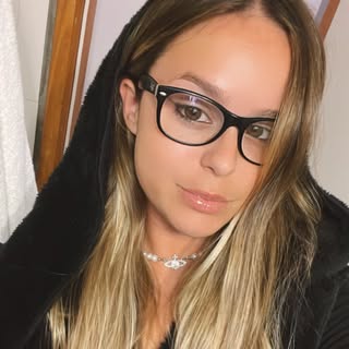 Profile Picture of Carlota 🦂 (@carlottacastillo_) on Instagram