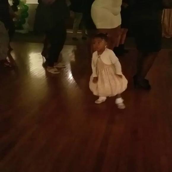 Profile Picture of Akilah Scott (@bigsexyjuicy) on Poshmark