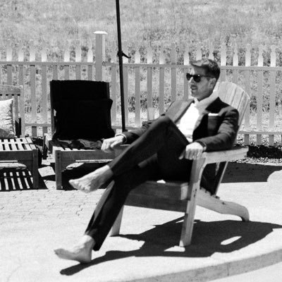 Profile Picture of Trevor Crowe (@TrevorRCrowe) on Twitter