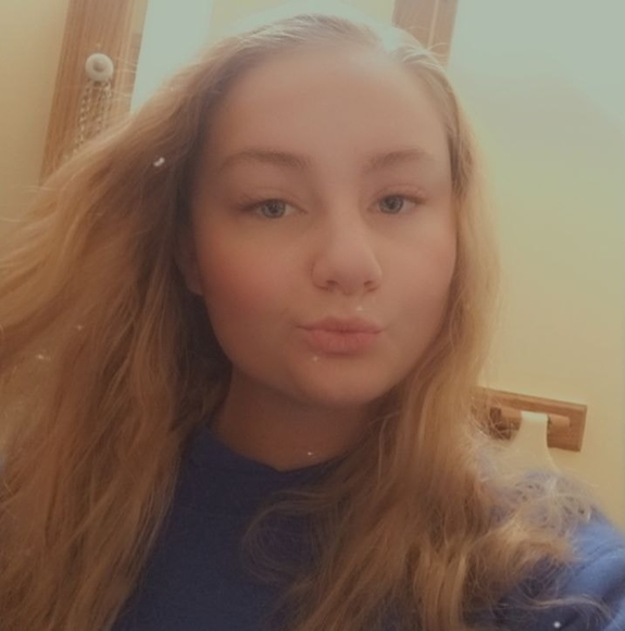 Profile Picture of Rebekah Willey (@rwilley15) on Poshmark