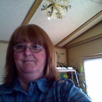 Profile Picture of DENISE WALLER (@denese99) on Twitter