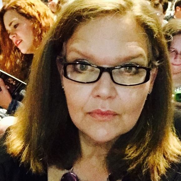 Profile Picture of Patricia Borosky (@princessrisher) on Poshmark