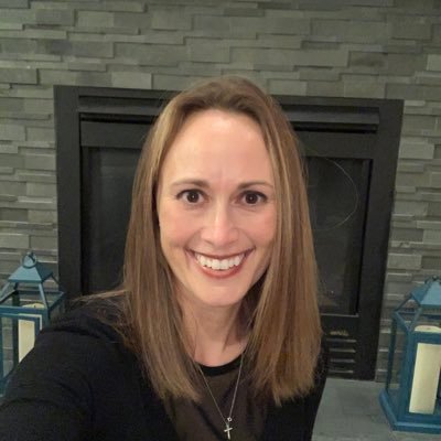 Profile Picture of Jennifer Faust (@FaustTime) on Twitter