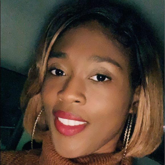 Profile Picture of Lakendra Pruitt (@kennip84) on Poshmark